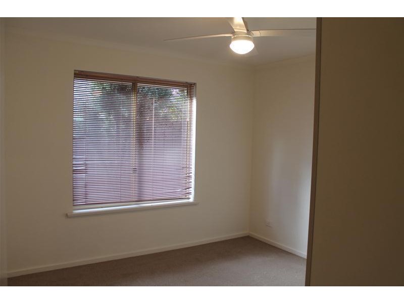 4 Shoalwater Close, Seaford Rise SA 5169