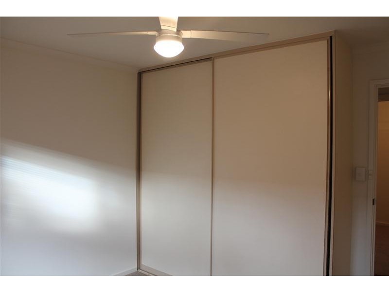 4 Shoalwater Close, Seaford Rise SA 5169