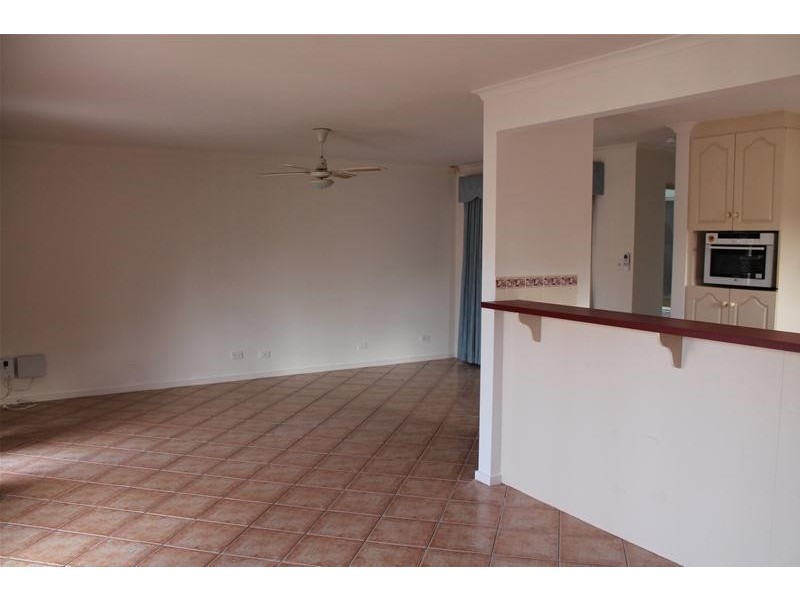 4 Shoalwater Close, Seaford Rise SA 5169