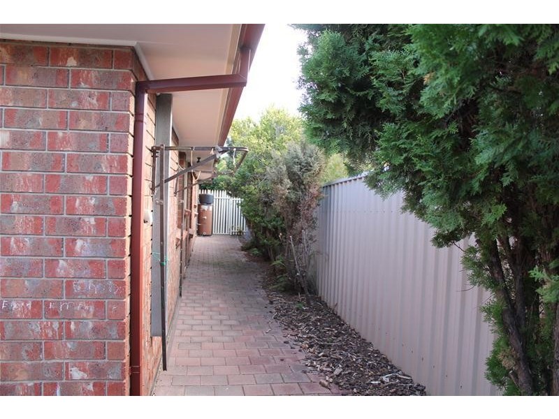 4 Shoalwater Close, Seaford Rise SA 5169