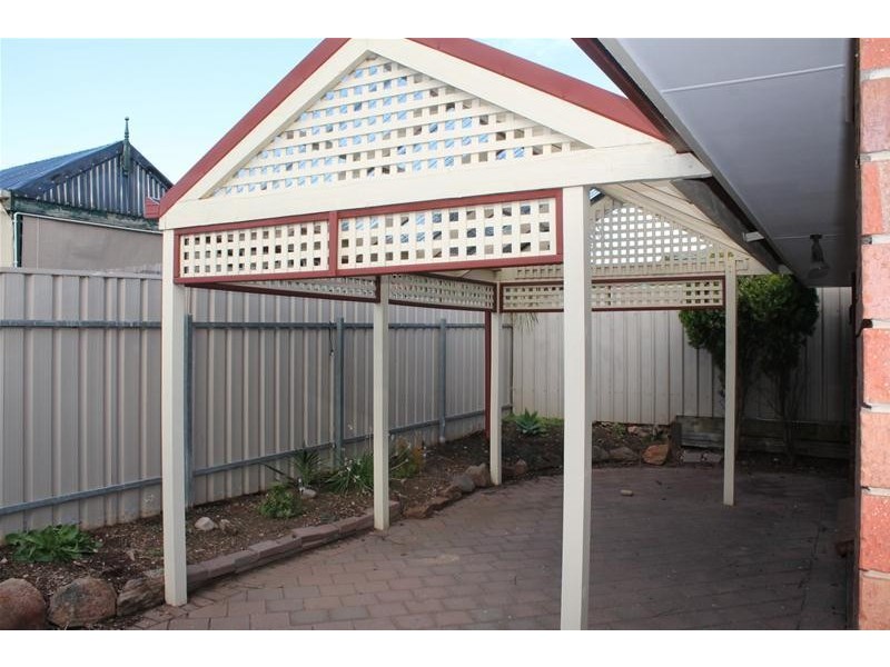 4 Shoalwater Close, Seaford Rise SA 5169