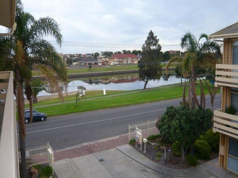 17/50 Adelphi Crescent, Glenelg North SA 5045