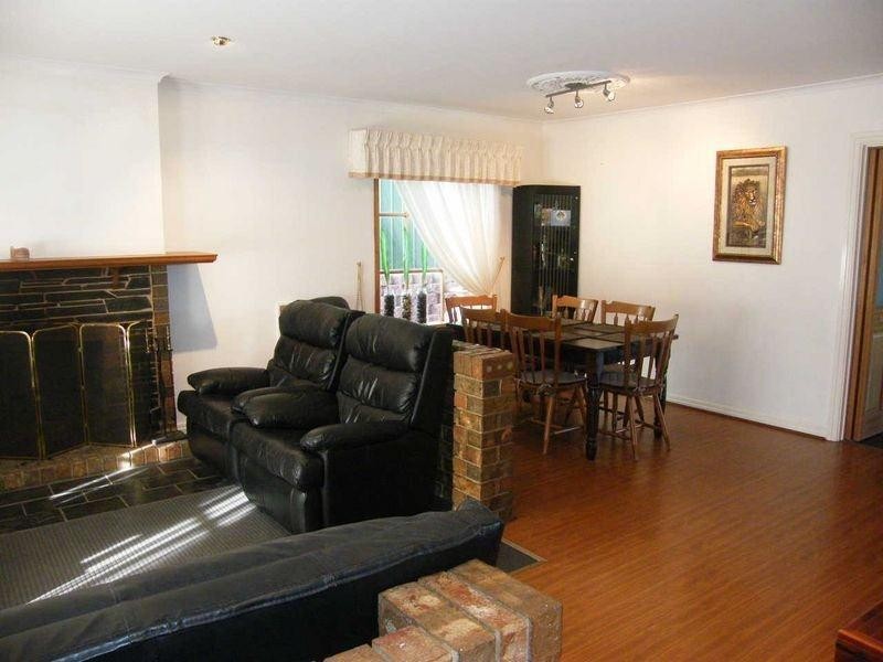 199 Perry Barr Road, Hallett Cove SA 5158