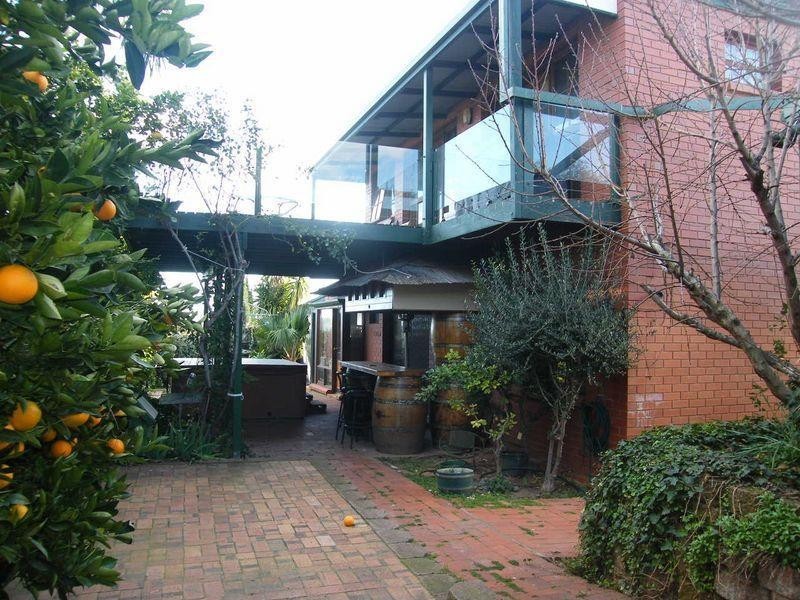 199 Perry Barr Road, Hallett Cove SA 5158