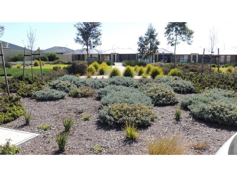 8 Manordale Court, Seaford Meadows SA 5169