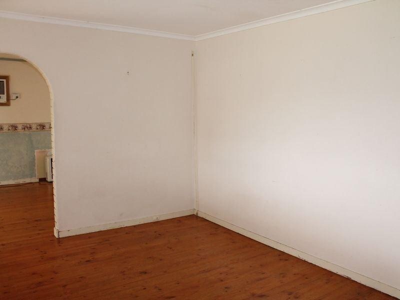 42 Kwinana Crescent, Port Noarlunga South SA 5167