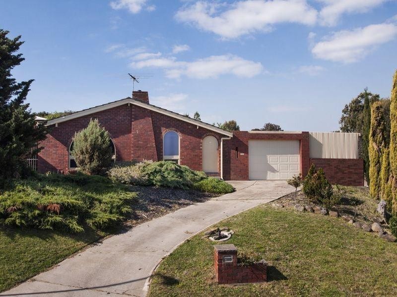 16 Rainbow Street, Hallett Cove SA 5158