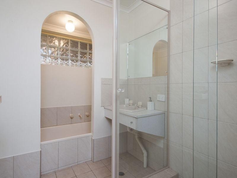 16 Rainbow Street, Hallett Cove SA 5158