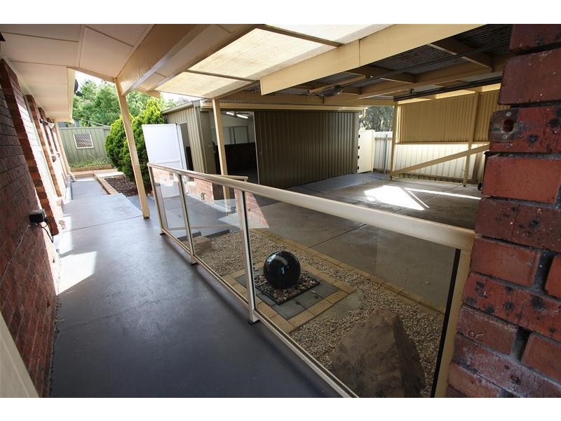 16 Rainbow Street, Hallett Cove SA 5158