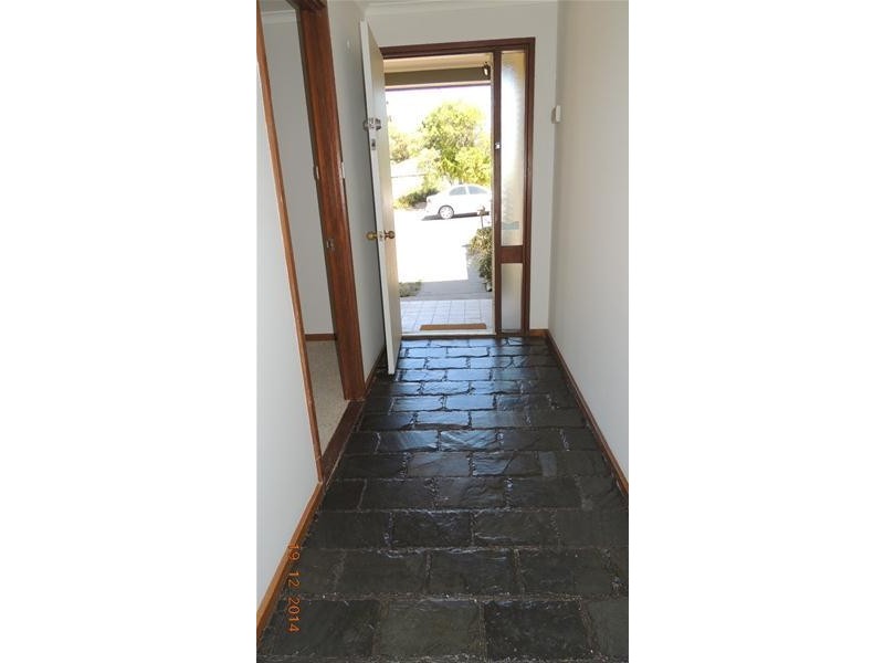 35 Troutbeck Crescent, Huntfield Heights SA 5163