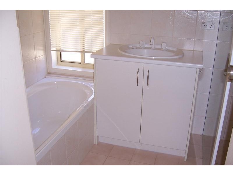 1/58 Railway Terrace, Warradale SA 5046