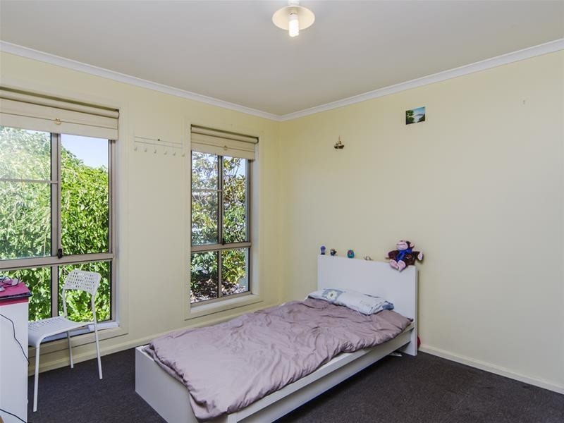 16 Redwood Close, Noarlunga Downs SA 5168