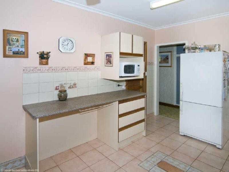 8 Trevor Street, Christies Beach SA 5165