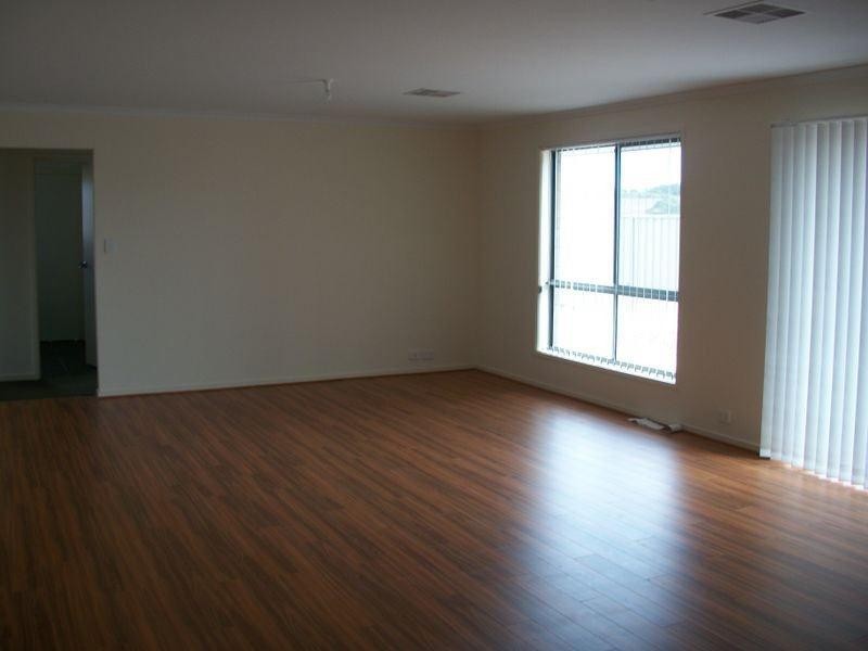 68 Esperance Boulevard, Seaford Rise SA 5169