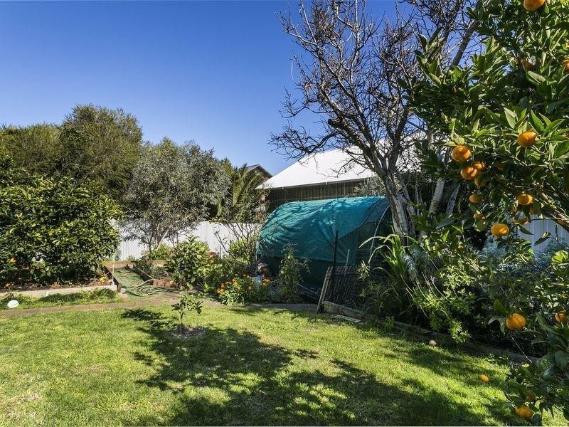 17 Fryer Street, Hallett Cove SA 5158