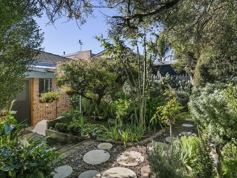 17 Fryer Street, Hallett Cove SA 5158