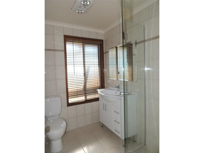 18 Brett Crescent, Hallett Cove SA 5158