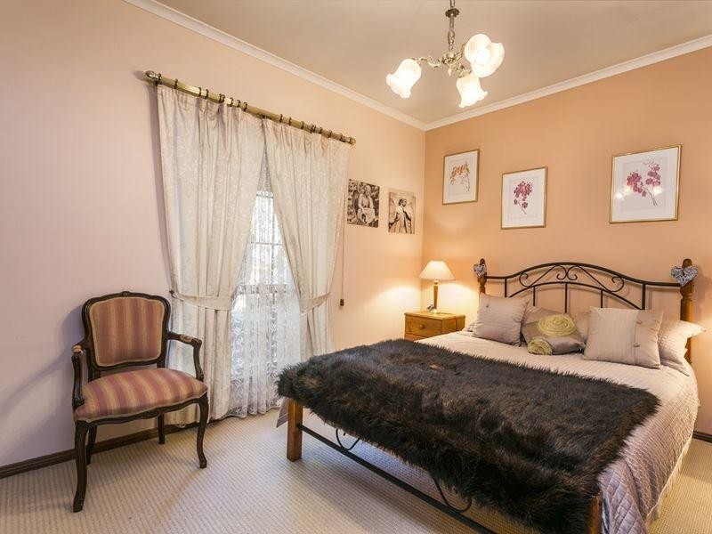 2 Glenway Road, Hallett Cove SA 5158