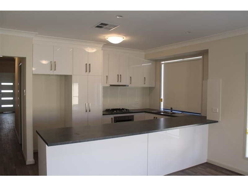 20 Admiral Parade, Seaford Meadows SA 5169