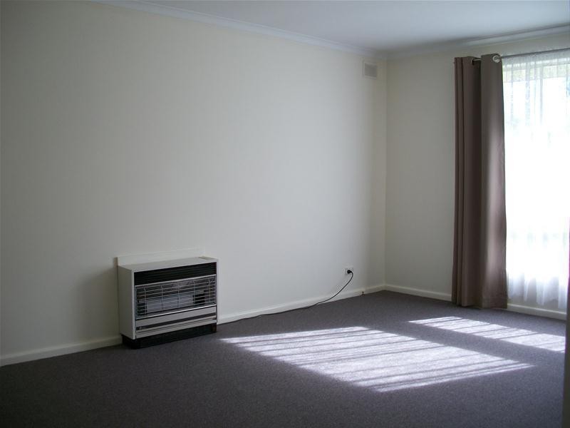 6 Pat Crescent, Morphett Vale SA 5162