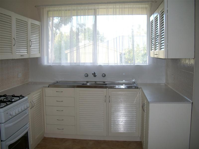 6 Pat Crescent, Morphett Vale SA 5162