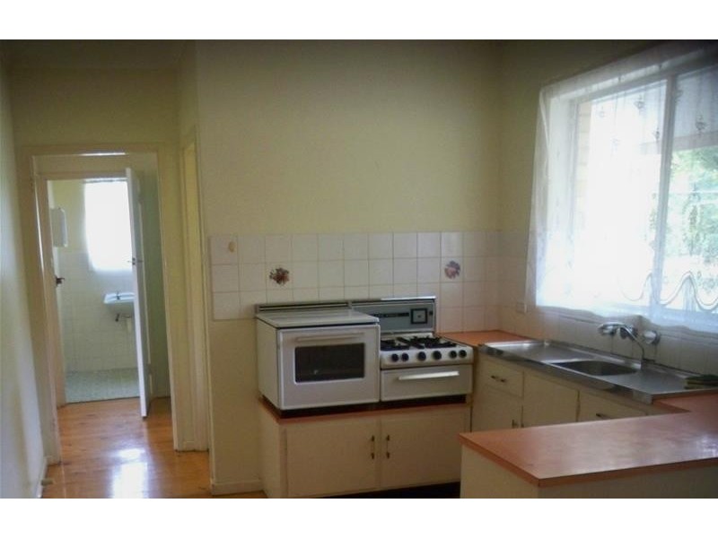 4 Hender Avenue, Port Noarlunga SA 5167