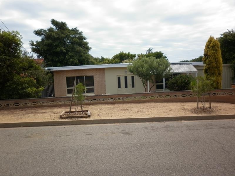 8 Seavista Grove, Christies Beach SA 5165