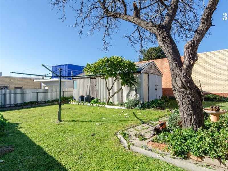 3 Hunt Crescent, Christies Beach SA 5165