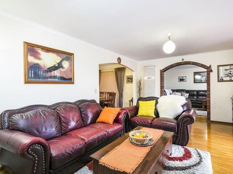 20 Brett Crescent, Hallett Cove SA 5158