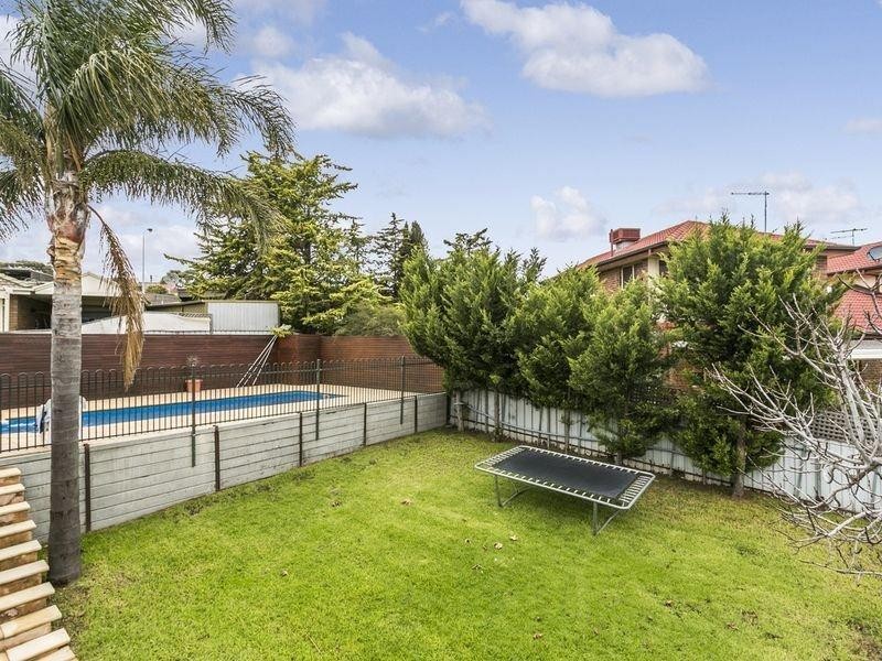 20 Brett Crescent, Hallett Cove SA 5158