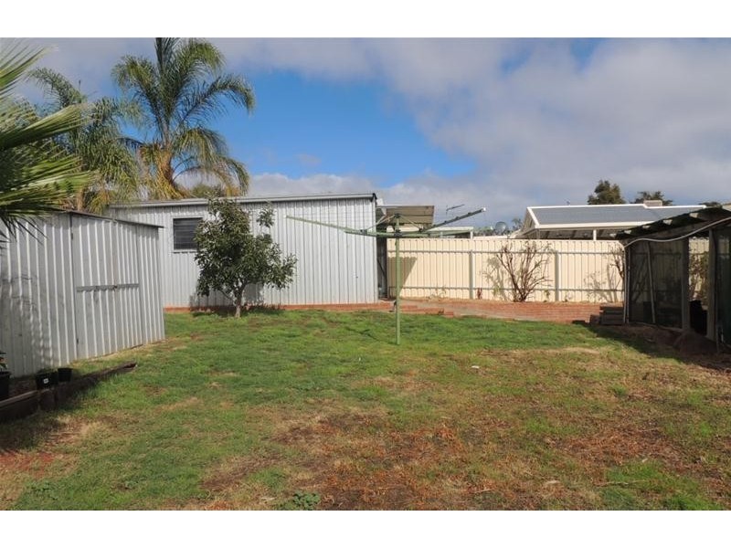 30 Troutbeck  Crescent, Huntfield Heights SA 5163