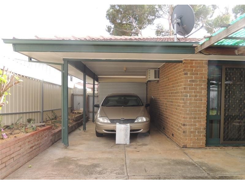 30 Troutbeck  Crescent, Huntfield Heights SA 5163