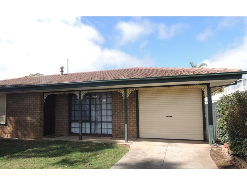 30 Troutbeck  Crescent, Huntfield Heights SA 5163