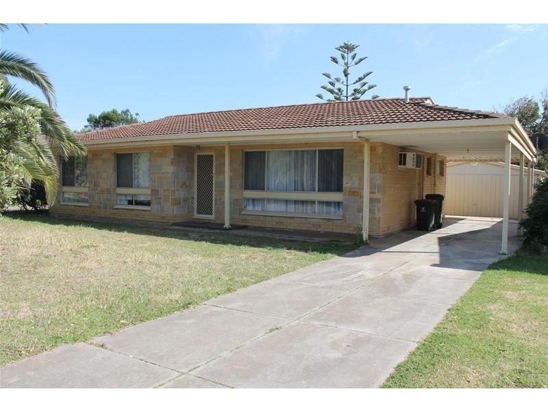 37 Kwinana Crescent, Port Noarlunga South SA 5167