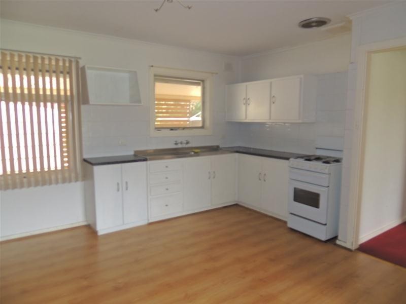 25 McKinna Avenue, Christie Downs SA 5164