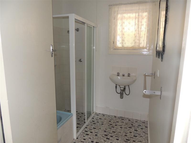 25 McKinna Avenue, Christie Downs SA 5164