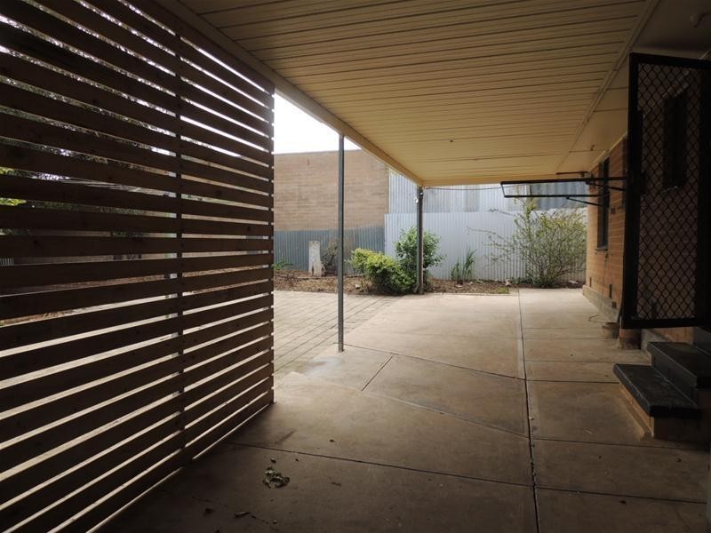 25 McKinna Avenue, Christie Downs SA 5164