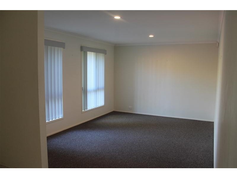 13 Ludgate Avenue, Trott Park SA 5158