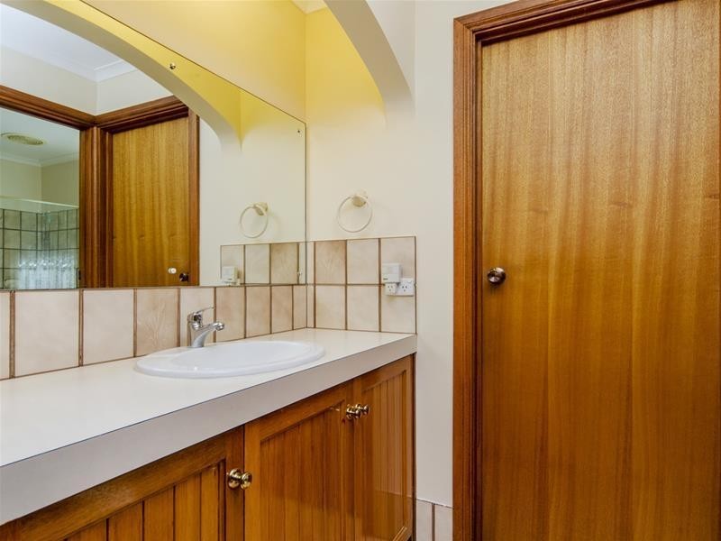 46 Barramundi Drive, Hallett Cove SA 5158