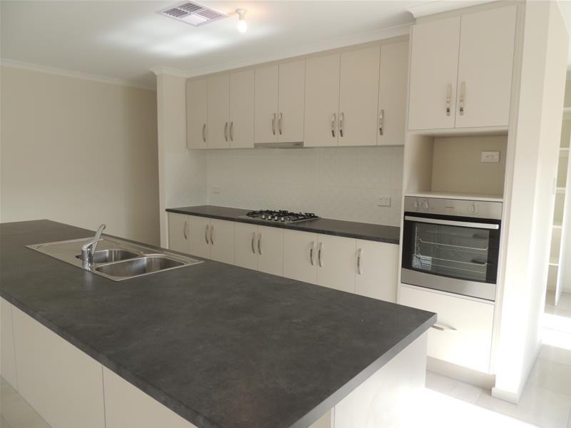 4 Mermaid Street, Seaford Meadows SA 5169