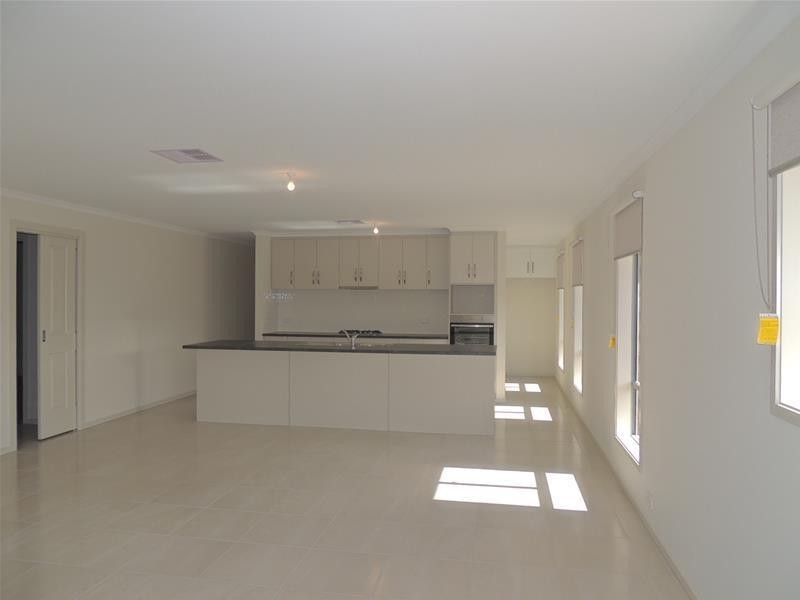 4 Mermaid Street, Seaford Meadows SA 5169