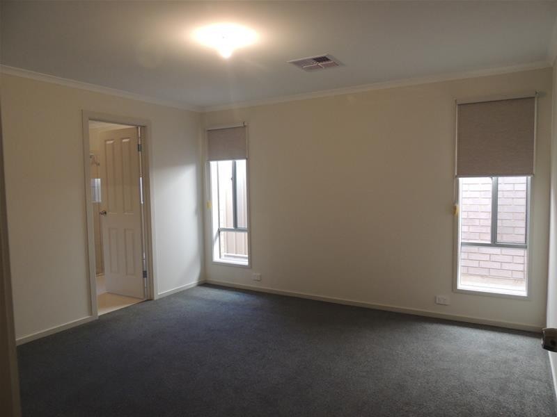 4 Mermaid Street, Seaford Meadows SA 5169