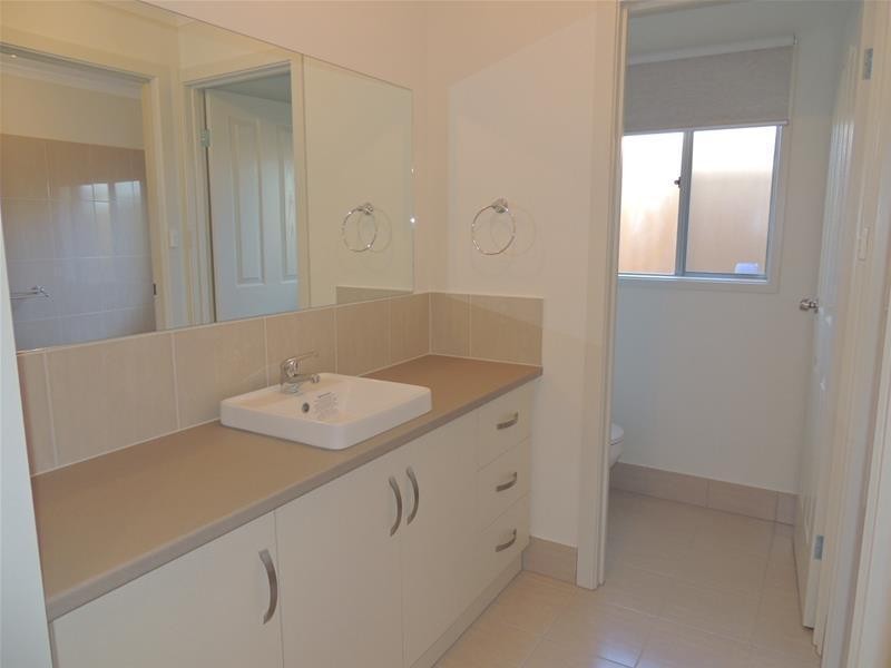 4 Mermaid Street, Seaford Meadows SA 5169