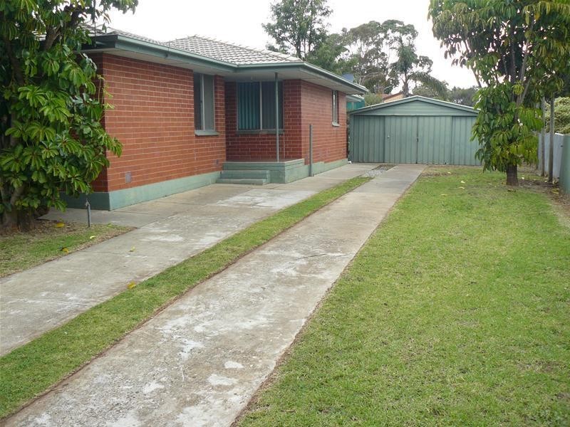4 Jason Street, Christie Downs SA 5164