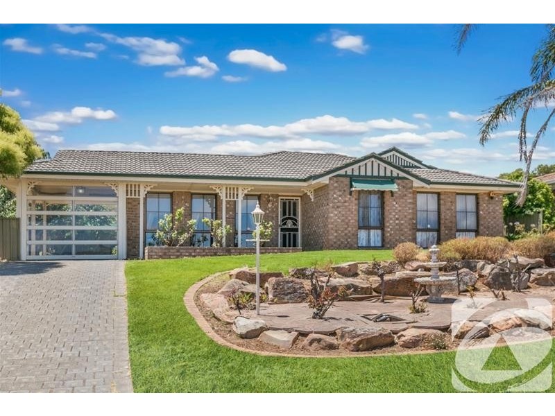 13 Lapwing Street, Hallett Cove SA 5158