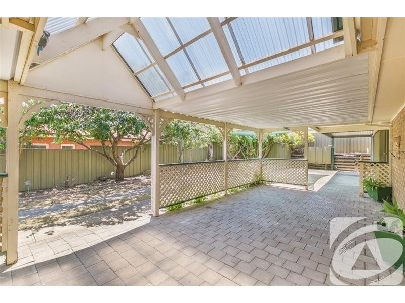 13 Lapwing Street, Hallett Cove SA 5158