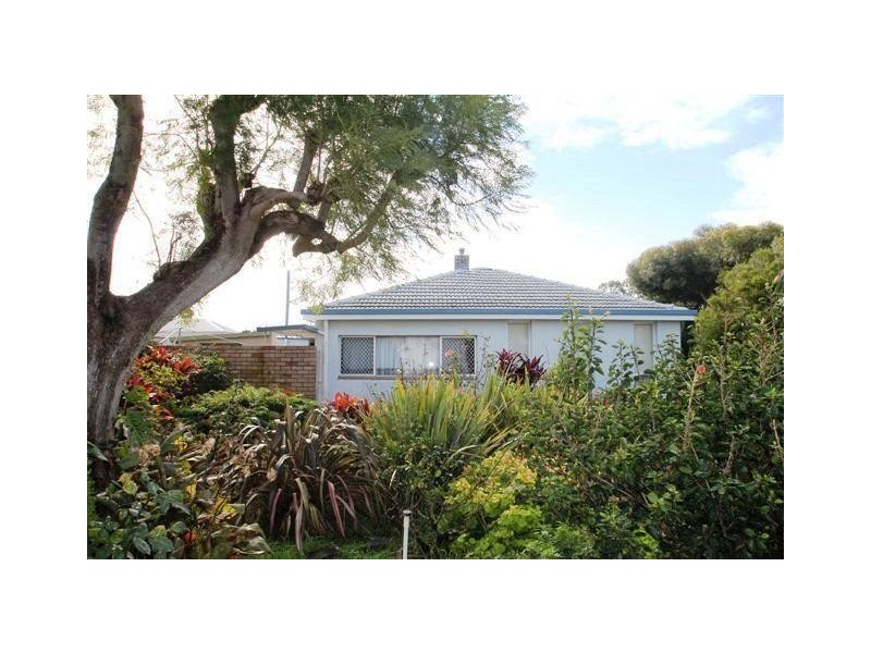 104 Mangles Street, South Bunbury WA 6230