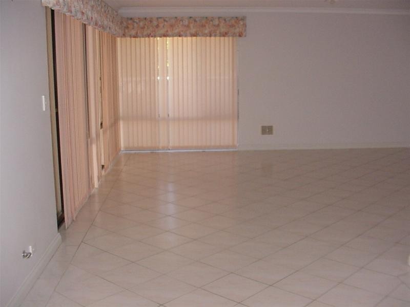 241 Old Coast Road, Australind WA 6233