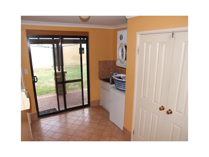 36 Tributary Place, Leschenault WA 6233