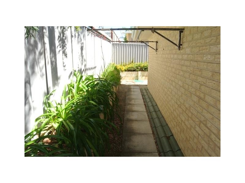 2/35 Wakefield Crescent, Australind WA 6233